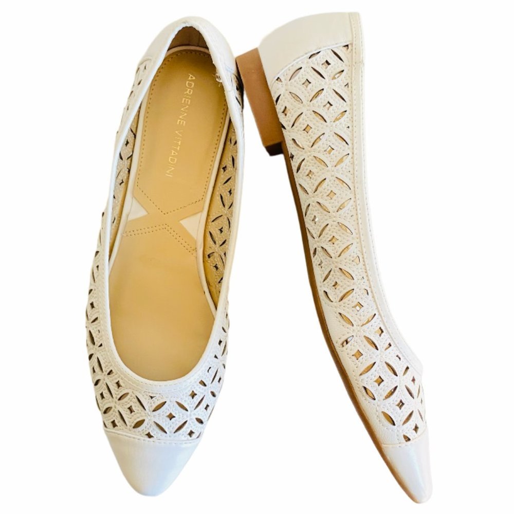Adrienne Vittadini Leather Cut Out Ballet Flats Sz 10​